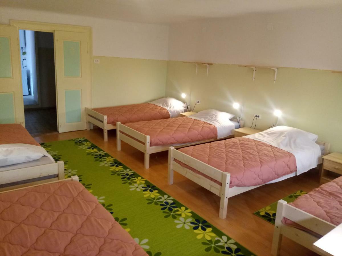 Gostilna Tratnik Hotel Col Bagian luar foto
